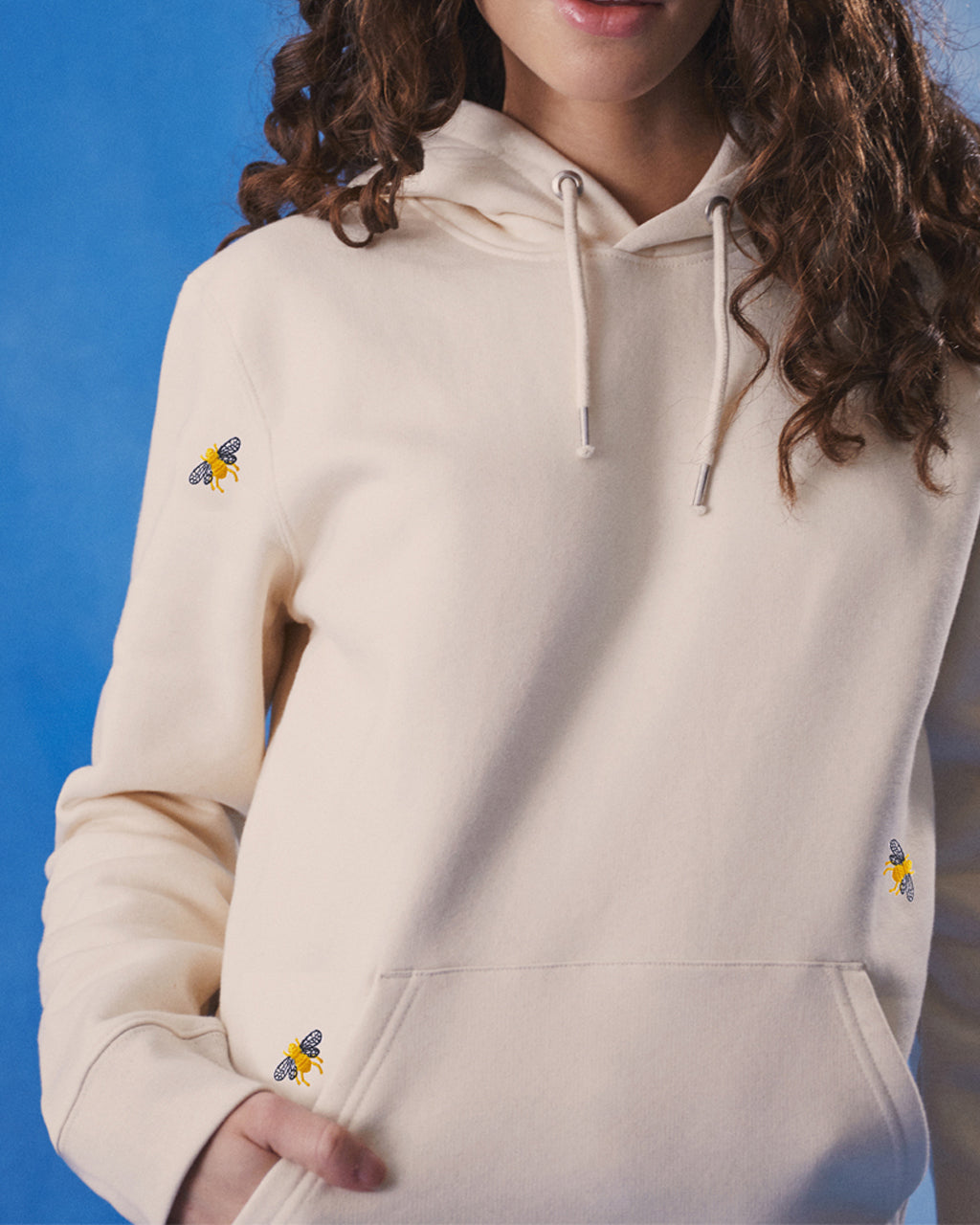 Bee Embroidered Hoodie Ecru Women-1