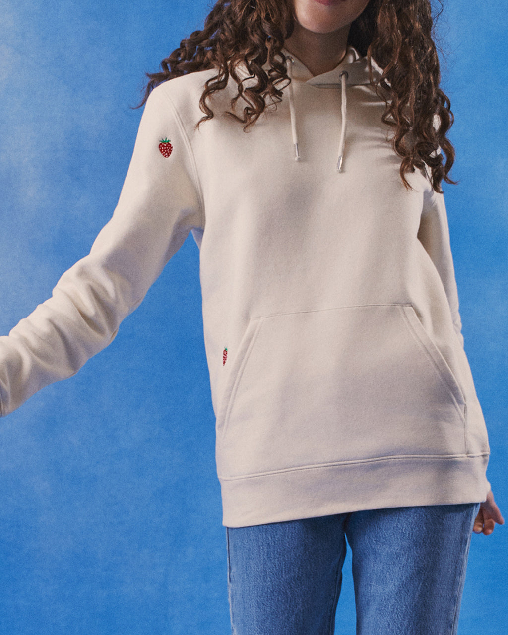 Strawberry Embroidered Hoodie Ecru Women-1